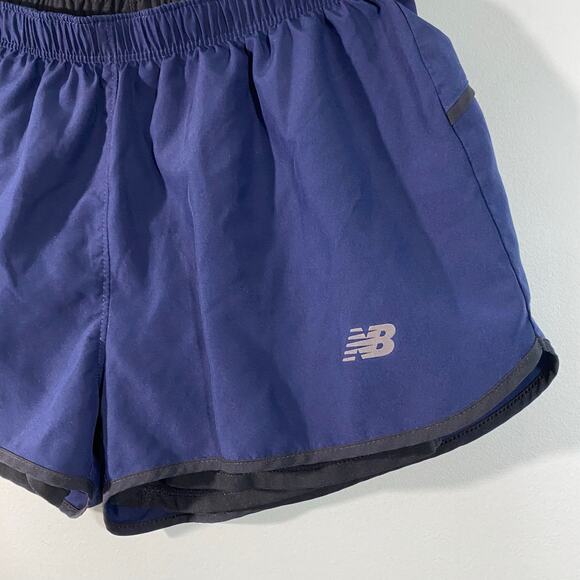 New Balance Women Navy Running Shorts with Lining Size XS - Picture 3 of 7
